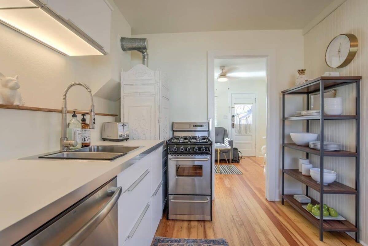Vintage Tiny House Cute 1Bdrm Big Appeal Villa Colorado Springs Eksteriør bilde